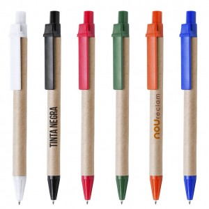 Bolígrafos de cartón con accesorios de colores