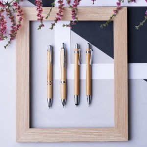  Bolígrafos de madera publicitarios para merchandising